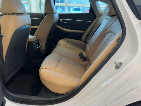 New 2026 Hyundai Sonata Limited FWD image 26