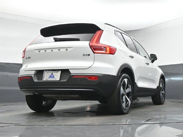 Used 2023 Volvo XC40 B5 Plus w/ Protection Package Premier AWD/4WD image 43