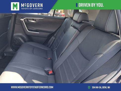 Used 2022 Toyota RAV4 Limited AWD/4WD image 17