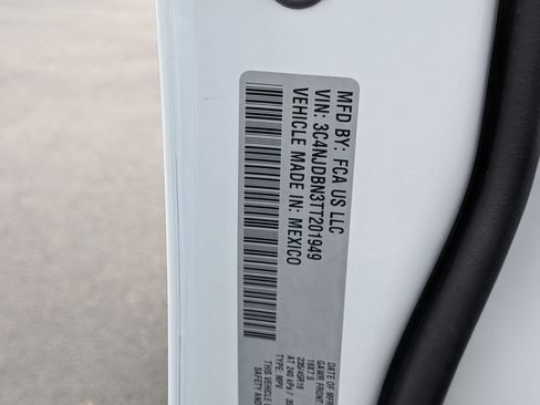 New 2026 Jeep Compass Latitude image 34