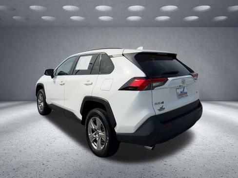 Used 2023 Toyota RAV4 XLE FWD image 5