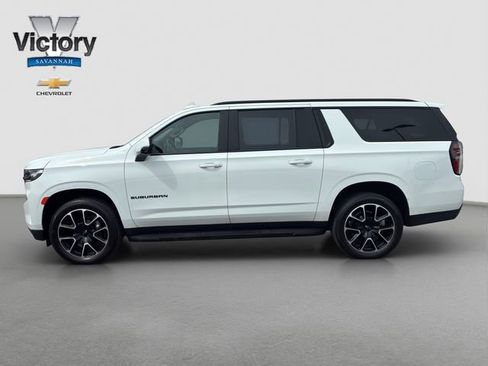 Used 2023 Chevrolet Suburban RST w/ Luxury Package AWD/4WD image 4