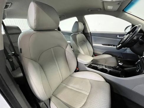 Used 2018 Kia Optima EX FWD image 9