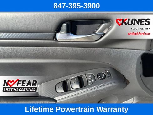 Used 2024 Nissan Altima 2.5 SV image 30