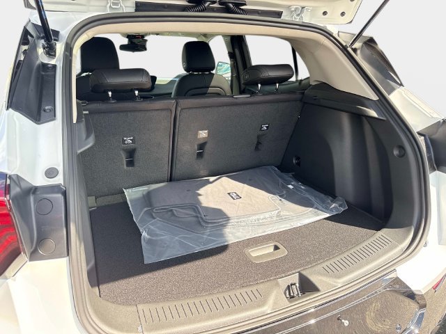 New 2026 Buick Encore GX Sport Touring w/ Advanced Technology Package FWD image 11