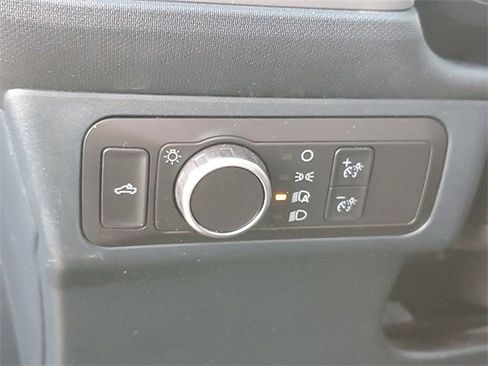 Certified 2022 Ford Maverick XL image 12