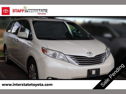 Used 2017 Toyota Sienna XLE Premium