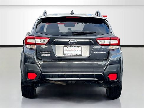 Used 2018 Subaru Crosstrek 2.0i Premium w/ Moonroof Package image 6