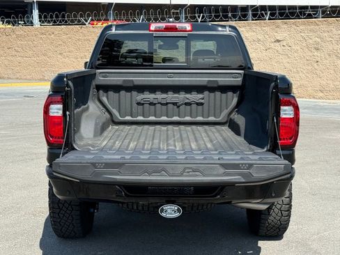 Used 2023 GMC Canyon AT4X AWD/4WD image 15
