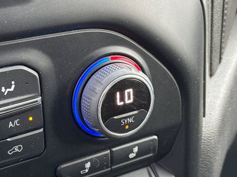 Used 2021 Chevrolet Silverado 1500 RST image 29