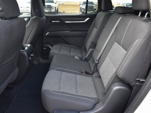 Used 2025 GMC Acadia Elevation image 20