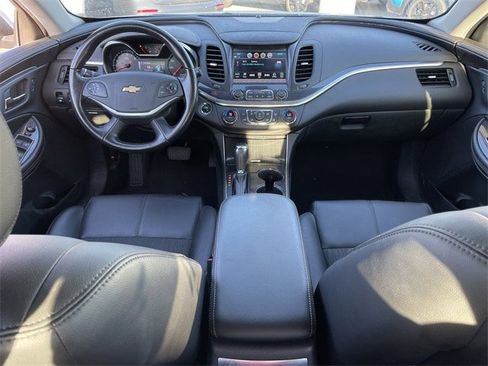 Used 2018 Chevrolet Impala LT image 11