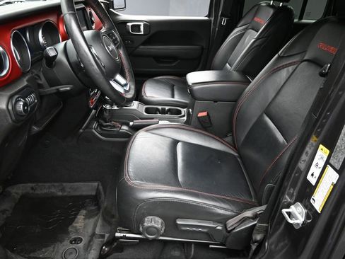 Used 2018 Jeep Wrangler Unlimited Rubicon w/ Dual Top Group image 14