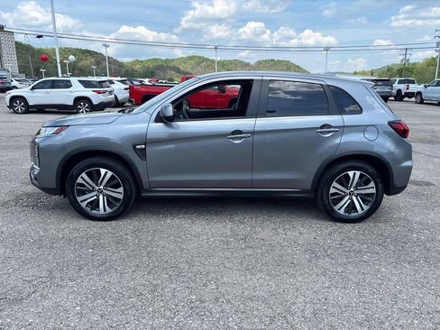 Used 2025 Mitsubishi Outlander Sport ES AWD/4WD image 2