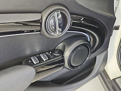 Certified 2023 MINI Cooper S image 12