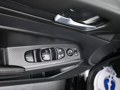 Used 2025 Nissan Altima 2.5 SV FWD image 10