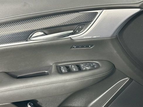 Used 2024 Cadillac XT6 Sport w/ Technology Package AWD/4WD image 27