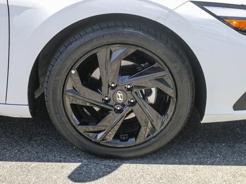 Certified 2026 Hyundai Elantra Sport FWD image 15