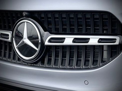 New 2026 Mercedes-Benz GLA 250 4MATIC image 4