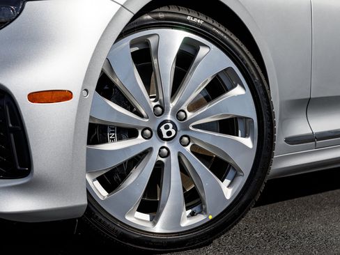 New 2026 Bentley Continental GTC image 4