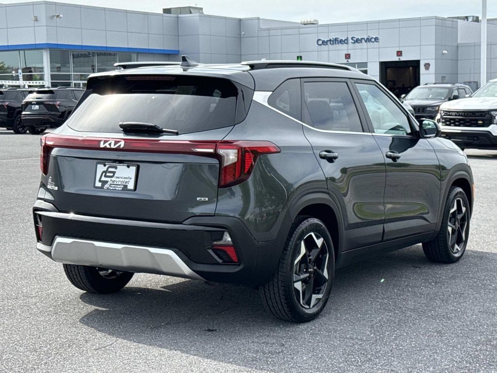 Used 2024 Kia Seltos EX AWD/4WD image 26