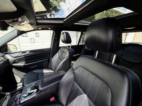 Used 2018 Mercedes-Benz GLS 450 4MATIC image 15