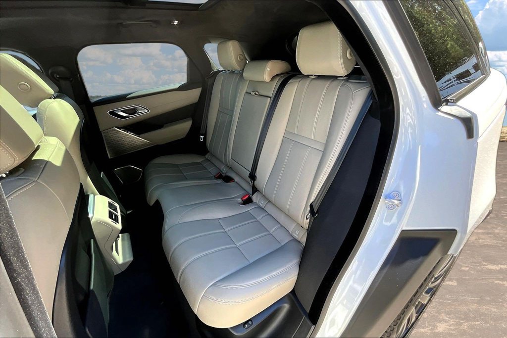 Used 2022 Land Rover Range Rover Velar R-Dynamic S AWD/4WD image 23