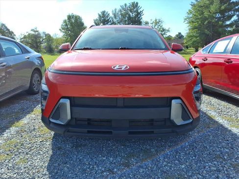 Used 2024 Hyundai Kona SEL FWD image 6