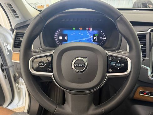 Used 2023 Volvo XC90 T8 Core AWD/4WD image 16