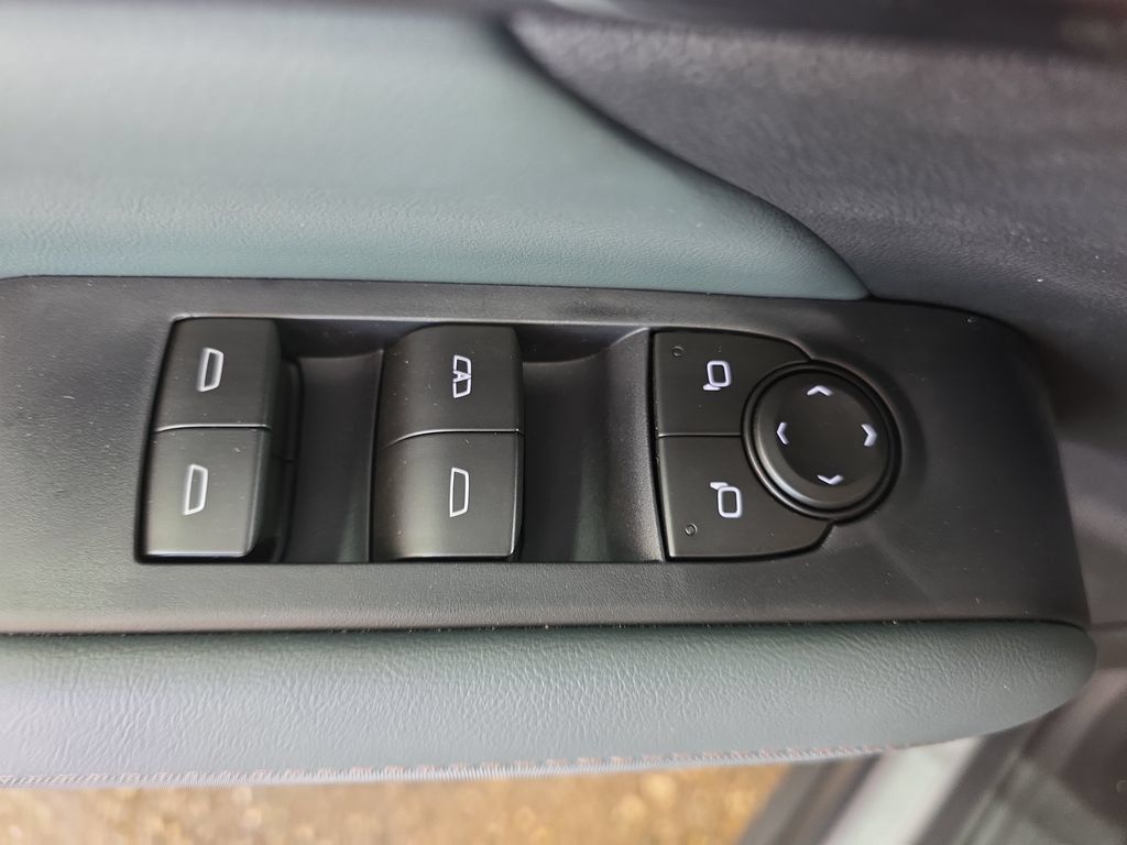 New 2026 GMC Terrain AT4 w/ Convenience Package III AWD/4WD image 30