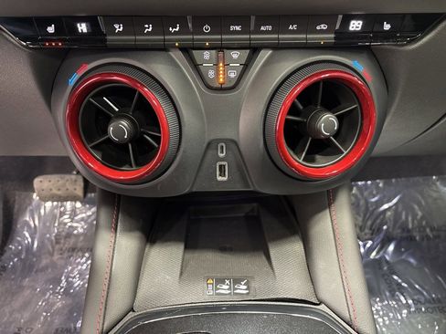 Used 2023 Chevrolet Blazer RS image 22