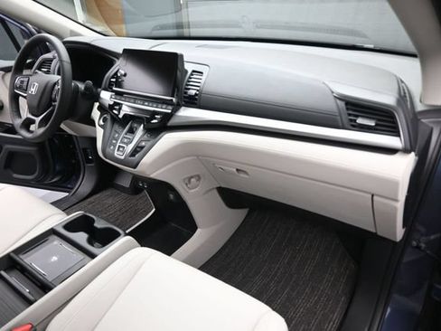 New 2026 Honda Odyssey EX-L image 24