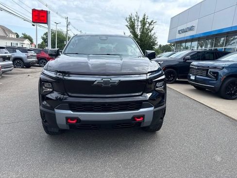 Used 2026 Chevrolet Silverado EV Trail Boss AWD/4WD image 3