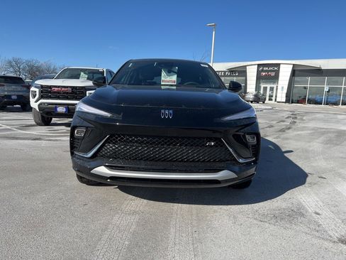 New 2026 Buick Envista Sport Touring w/ Convenience I Package image 3