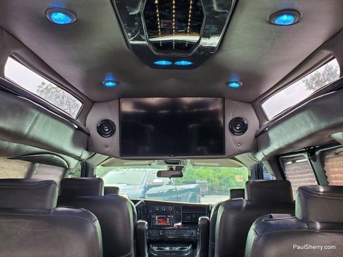 Used 2020 GMC Savana 2500 Extended w/ Enhanced Convenience Package RWD image 7