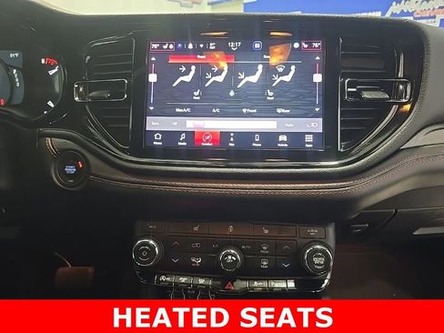 Used 2025 Dodge Durango GT image 30