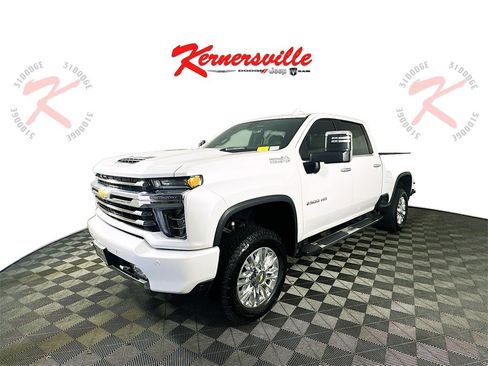 Used 2023 Chevrolet Silverado 2500 High Country w/ Z71 Off-Road Package image 3