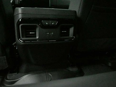 New 2026 GMC Sierra 2500 AT4 w/ AT4 Premium Plus Package AWD/4WD image 27