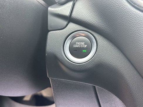 Used 2024 Chevrolet Equinox LT AWD/4WD image 19