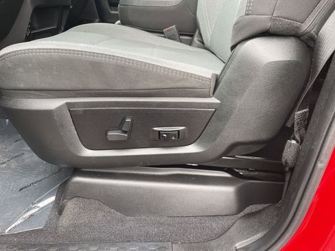 Used 2024 RAM 2500 Big Horn w/ Bed Utility Group image 21