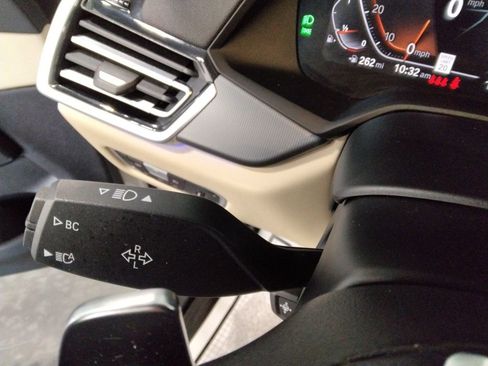 Used 2022 BMW X5 xDrive40i w/ Executive Package image 13