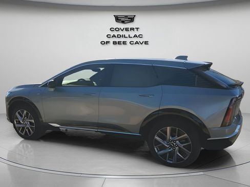 New 2026 Cadillac Optiq Luxury 2 image 6