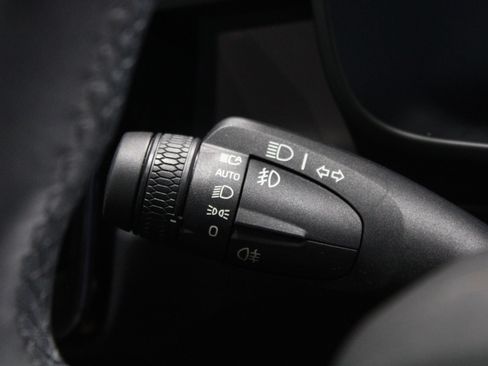 Used 2023 Volvo C40 P8 Recharge Ultimate AWD/4WD image 43