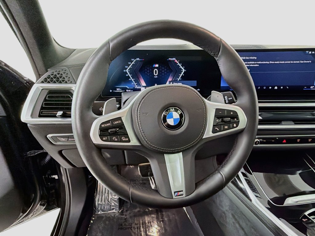 Used 2027 BMW X7 xDrive40i w/ M Sport Package AWD/4WD image 11