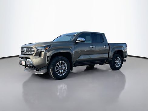 Certified 2025 Toyota Tacoma Limited image 12