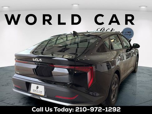 New 2026 Kia K4 FWD image 16
