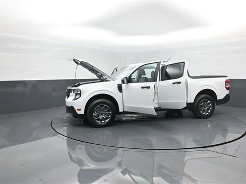 New 2026 Ford Maverick XLT w/ Equipment Group 301A image 28