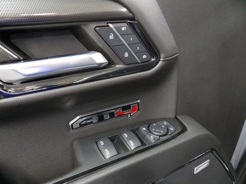 Used 2024 GMC Sierra 1500 AT4 w/ Technology Package AWD/4WD image 60