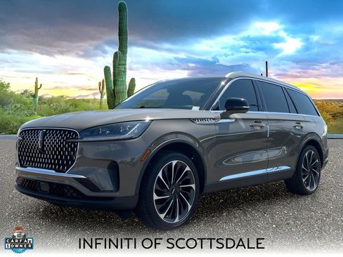Used 2025 Lincoln Aviator Reserve w/ Equipment Group 201A AWD/4WD image 1