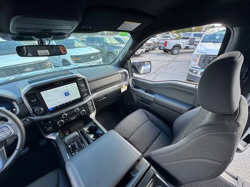 New 2025 Ford F150 XLT w/ Equipment Group 302A MID image 19
